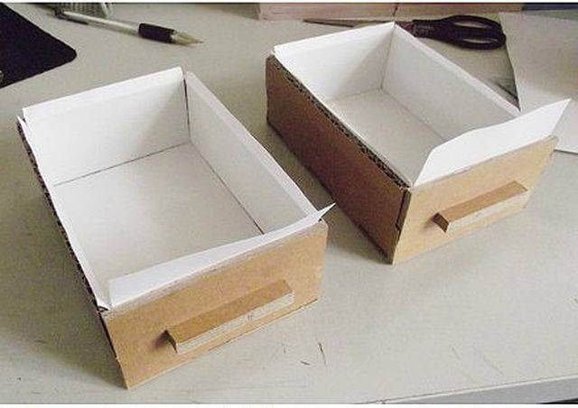 Cách làm kệ sách bằng giấy carton
