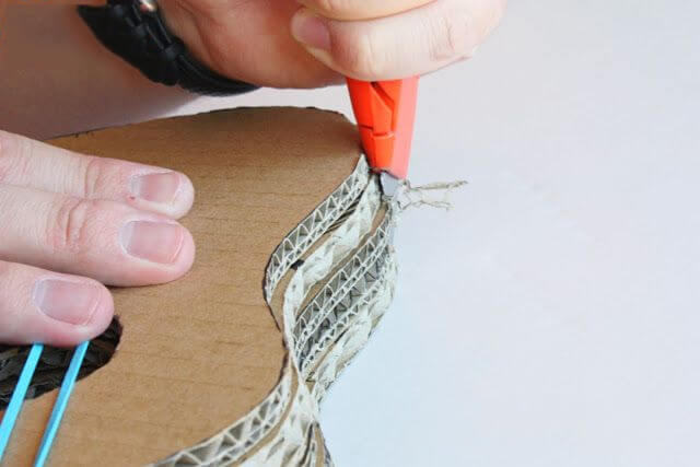 Cách làm đàn guitar bằng giấy