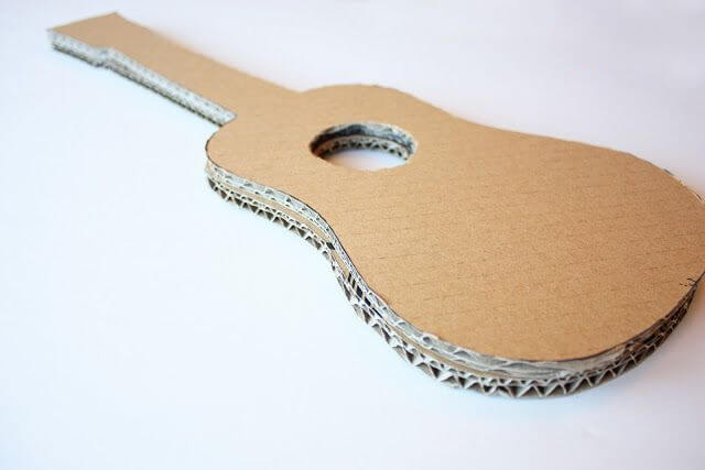 Cách làm đàn guitar bằng giấy